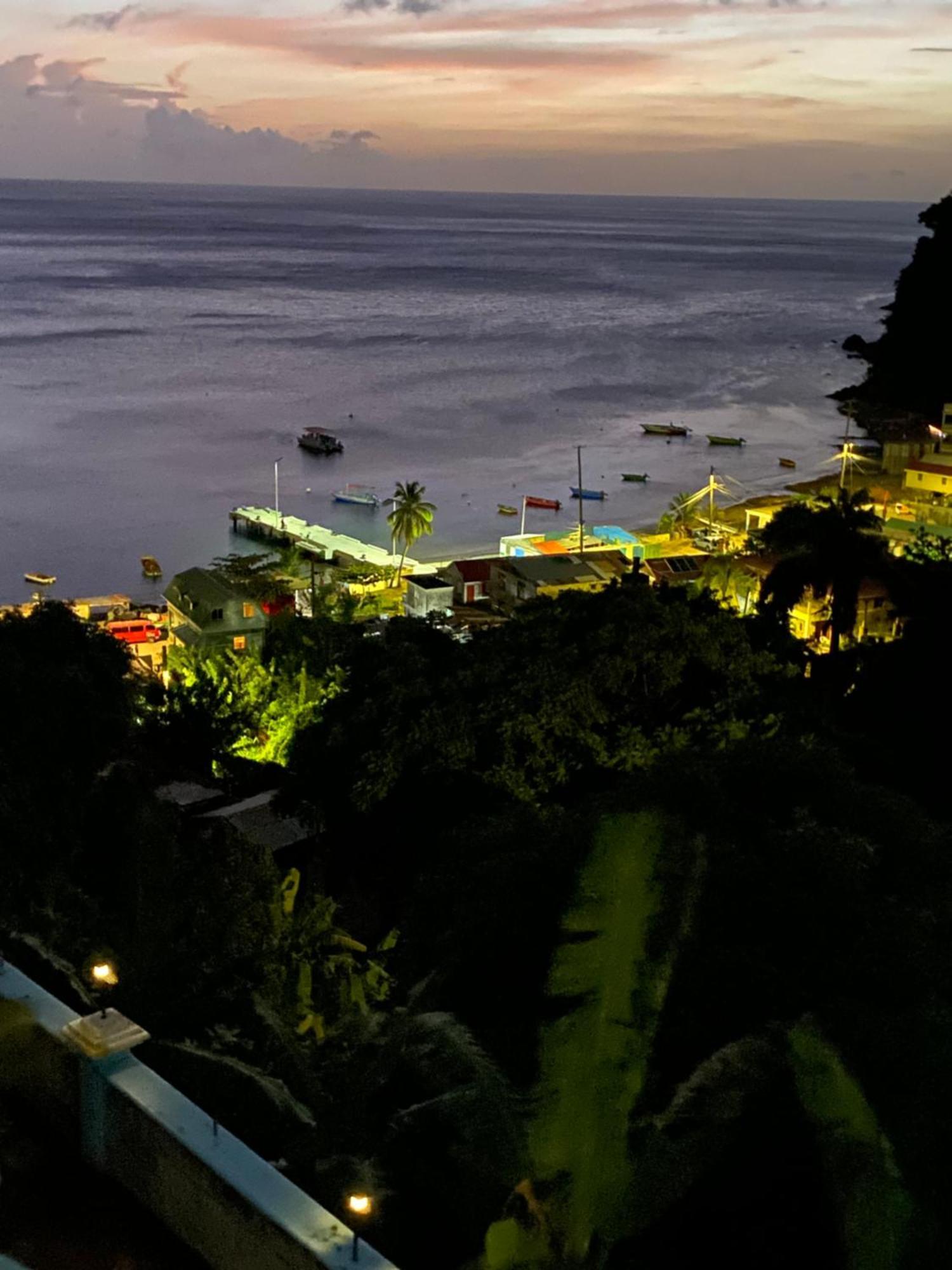 The Big Blue Condo Soufriere Buitenkant foto