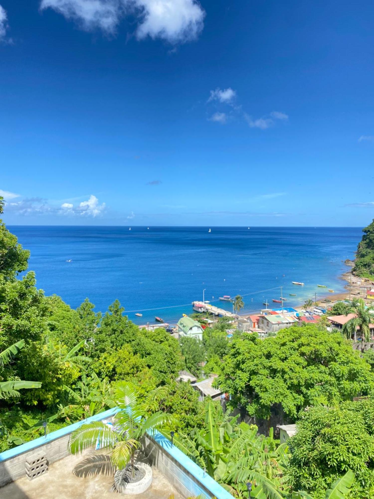 The Big Blue Condo Soufriere Buitenkant foto